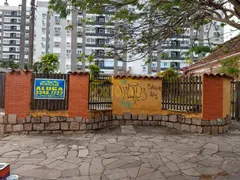 Prédio Inteiro para alugar, 350m² no São João, Porto Alegre - Foto 1