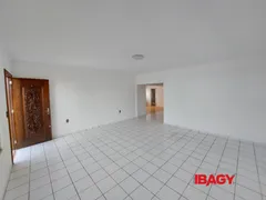 Conjunto Comercial / Sala para alugar, 255m² no Estreito, Florianópolis - Foto 3