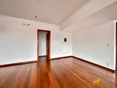 Apartamento com 2 Quartos à venda, 110m² no Petrópolis, Porto Alegre - Foto 9