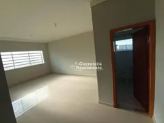 Conjunto Comercial / Sala para alugar, 34m² no Jardim Altos de Santana I, Jacareí - Foto 1