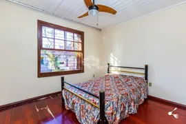 Casa com 3 Quartos à venda, 264m² no Santa Maria Goretti, Porto Alegre - Foto 18