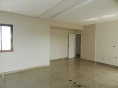 Apartamento com 4 Quartos para alugar, 300m² no Setor Oeste, Goiânia - Foto 4