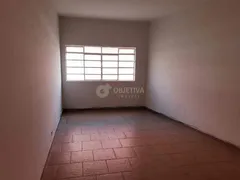 Casa com 3 Quartos para alugar, 110m² no Nossa Senhora Aparecida, Uberlândia - Foto 6