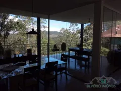 Casa com 4 Quartos à venda, 400m² no Quarteirão Ingelhein, Petrópolis - Foto 9