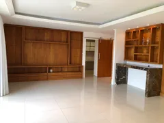 Apartamento com 3 Quartos para alugar, 202m² no Centro, Santana de Parnaíba - Foto 8