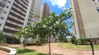 Apartamento com 3 Quartos para alugar, 50m² no Jardim dos Manacás, Araraquara - Foto 17