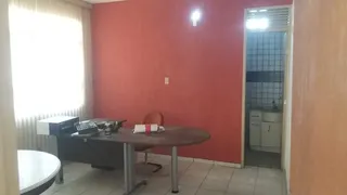 Casa com 4 Quartos à venda, 300m² no Lagoa Nova, Natal - Foto 3