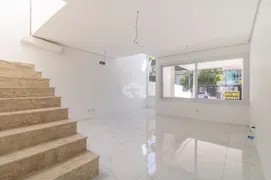 Casa com 3 Quartos à venda, 229m² no Jardim Itú Sabará, Porto Alegre - Foto 5