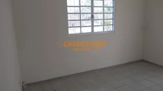 Casa com 2 Quartos para alugar, 80m² no Eugênio de Melo, São José dos Campos - Foto 8