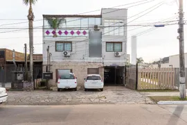 Sobrado com 3 Quartos à venda, 301m² no Cavalhada, Porto Alegre - Foto 1