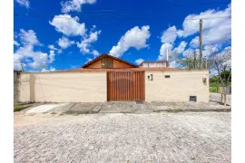 Casa com 3 Quartos à venda, 202m² no Emaús, Parnamirim - Foto 1