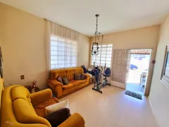 Casa com 3 Quartos à venda, 158m² no Caiçaras, Belo Horizonte - Foto 3