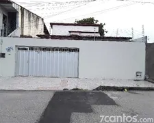 Casa com 4 Quartos para alugar, 230m² no Parangaba, Fortaleza - Foto 1