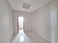 Casa com 4 Quartos para alugar, 136m² no Santa Tereza, Belo Horizonte - Foto 13