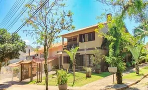 Casa com 4 Quartos à venda, 259m² no Espiríto Santo, Porto Alegre - Foto 2