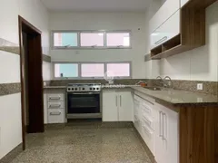 Apartamento com 4 Quartos para alugar, 245m² no Serra, Belo Horizonte - Foto 16