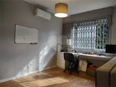 Casa com 4 Quartos à venda, 174m² no Jardim Itú Sabará, Porto Alegre - Foto 3