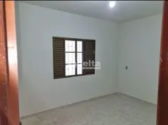 Casa com 3 Quartos à venda, 156m² no Santa Mônica, Uberlândia - Foto 3