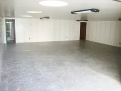 Casa com 4 Quartos para alugar, 600m² no Três Figueiras, Porto Alegre - Foto 3