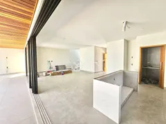 Casa de Condomínio com 4 Quartos à venda, 243m² no Condominio Residencial Floresta, São José dos Campos - Foto 2