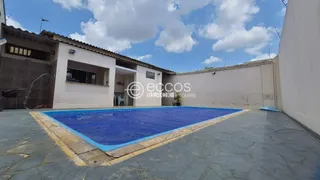 Casa com 3 Quartos à venda, 250m² no Nova Uberlandia, Uberlândia - Foto 1