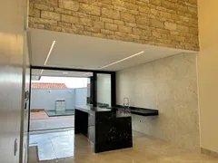 Casa com 3 Quartos à venda, 176m² no Residencial Recreio Panorama, Goiânia - Foto 2