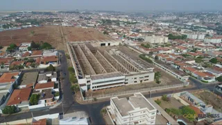 Galpão / Depósito / Armazém com 1 Quarto para venda ou aluguel, 18912m² no Nova Jaboticabal, Jaboticabal - Foto 1