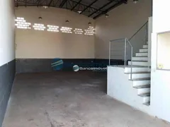 Galpão / Depósito / Armazém para alugar, 240m² no Vila San Martin, Campinas - Foto 1