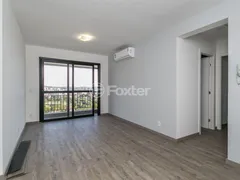 Apartamento com 2 Quartos à venda, 67m² no Jardim do Salso, Porto Alegre - Foto 1