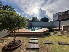 Casa com 4 Quartos à venda, 237m² no Setor Leste Universitário, Goiânia - Foto 2