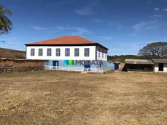 Fazenda / Sítio / Chácara com 1 Quarto à venda, 190m² no Zona Rural, Barbacena - Foto 1