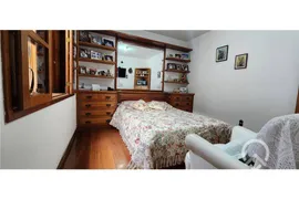 Casa com 5 Quartos à venda, 317m² no Vale dos Pinheiros, Nova Friburgo - Foto 9