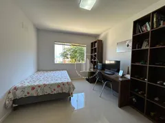 Casa com 3 Quartos à venda, 220m² no Ponta de Baixo, São José - Foto 39