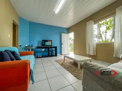 Casa com 3 Quartos para alugar, 200m² no Daniela, Florianópolis - Foto 2