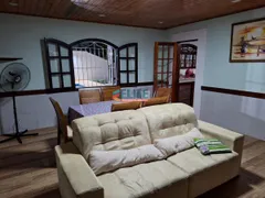 Casa com 3 Quartos à venda, 216m² no Retiro Bacaxa, Saquarema - Foto 2