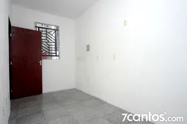 Casa com 3 Quartos para alugar, 191m² no Guararapes, Fortaleza - Foto 23