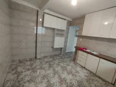 Casa com 3 Quartos para alugar, 250m² no Butantã, São Paulo - Foto 2