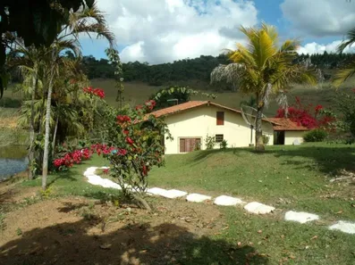 Fazenda / Sítio / Chácara com 3 Quartos à venda, 58000m² no Área Rural de Viçosa, Viçosa