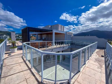 Cobertura com 3 Quartos para venda ou aluguel, 500m² no Barra da Lagoa, Ubatuba