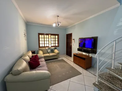 Sobrado com 3 Quartos à venda, 120m² no Loteamento Residencial e Comercial Bosque Flamboyant, Taubaté