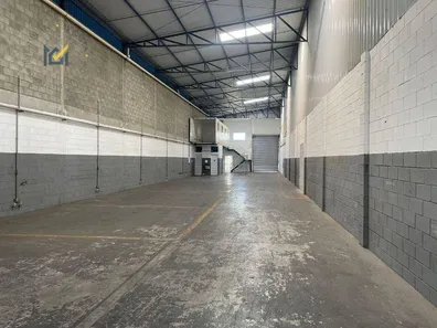 Galpão / Depósito / Armazém para alugar, 700m² no Olaria, Salto