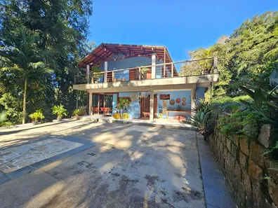Fazenda / Sítio / Chácara com 4 Quartos à venda, 20000m² no Garrafão, Guapimirim