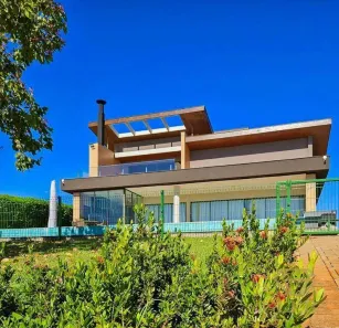 Casa de Condomínio com 3 Quartos para venda ou aluguel, 355m² no , Sertanópolis