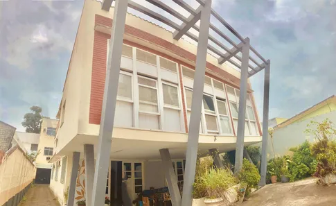 Hotel / Motel / Pousada com 27 Quartos à venda, 1000m² no Centro, Macaé