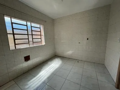 Casa com 5 Quartos para alugar, 131m² no Jardim Itália, Chapecó