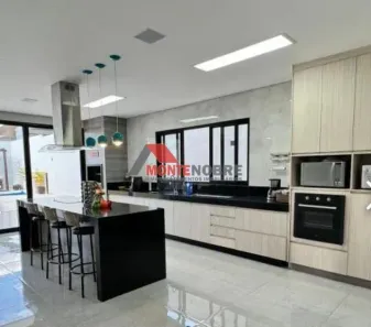 Casa de Condomínio com 3 Quartos à venda, 220m² no Alto da Boa Vista, Brasília