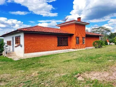 Fazenda / Sítio / Chácara com 3 Quartos à venda, 190m² no Centro, Águas de São Pedro