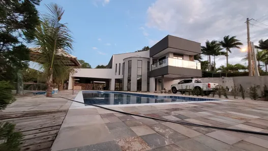 Fazenda / Sítio / Chácara com 6 Quartos à venda, 600m² no , Mairinque