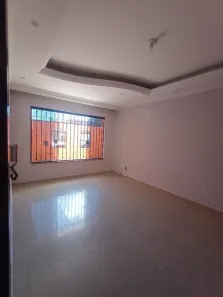 Casa Comercial com 4 Quartos para alugar, 164m² no Jardim Santa Helena, Suzano