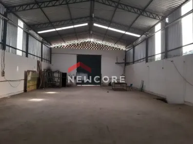 Galpão / Depósito / Armazém à venda, 720m² no Vale das Acácias, Ribeirão das Neves